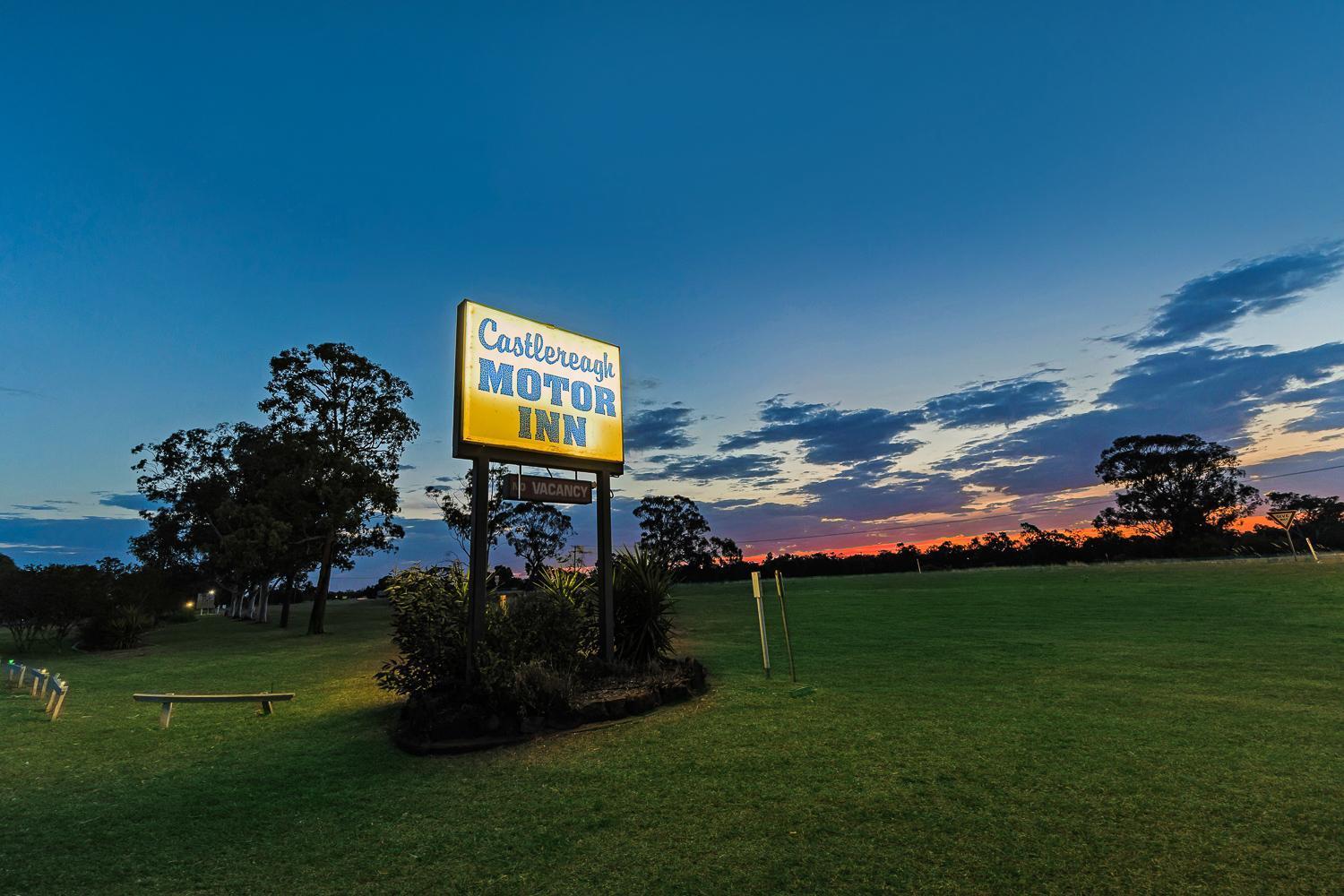 Castlereagh Motor Inn Gilgandra Bagian luar foto